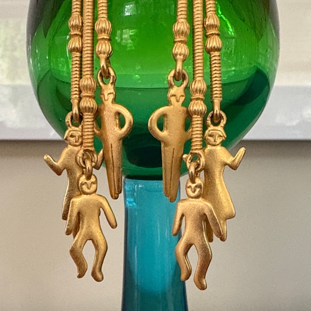 VTG Rare Gold Figurine Drop Earrings
